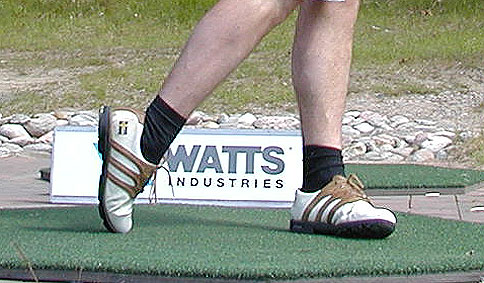 karinbildgolffot.jpg (56448 bytes)